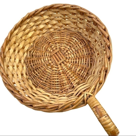 rattan wicker basket with handle, vintage, handmade, about 8 inch diameter, - Picture 2 of 5